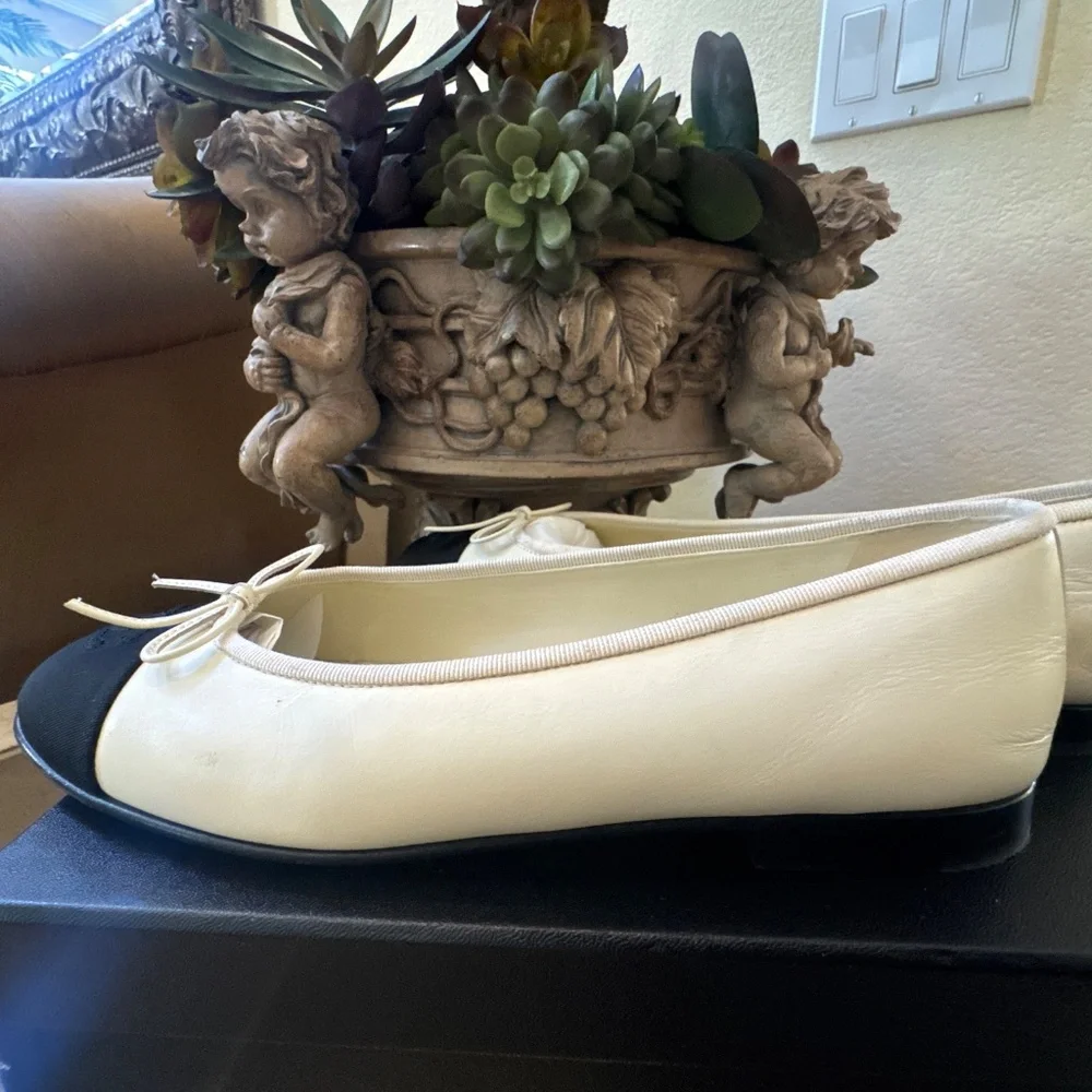 Chanel Ballet Flats size 39